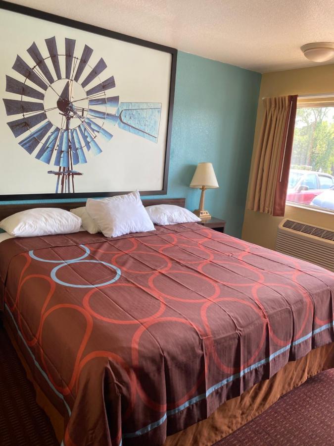 Super 8 By Wyndham Midwest City Ok Esterno foto