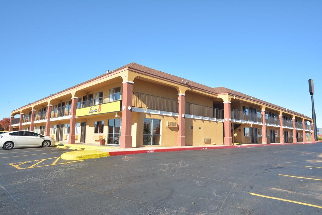Super 8 By Wyndham Midwest City Ok Esterno foto